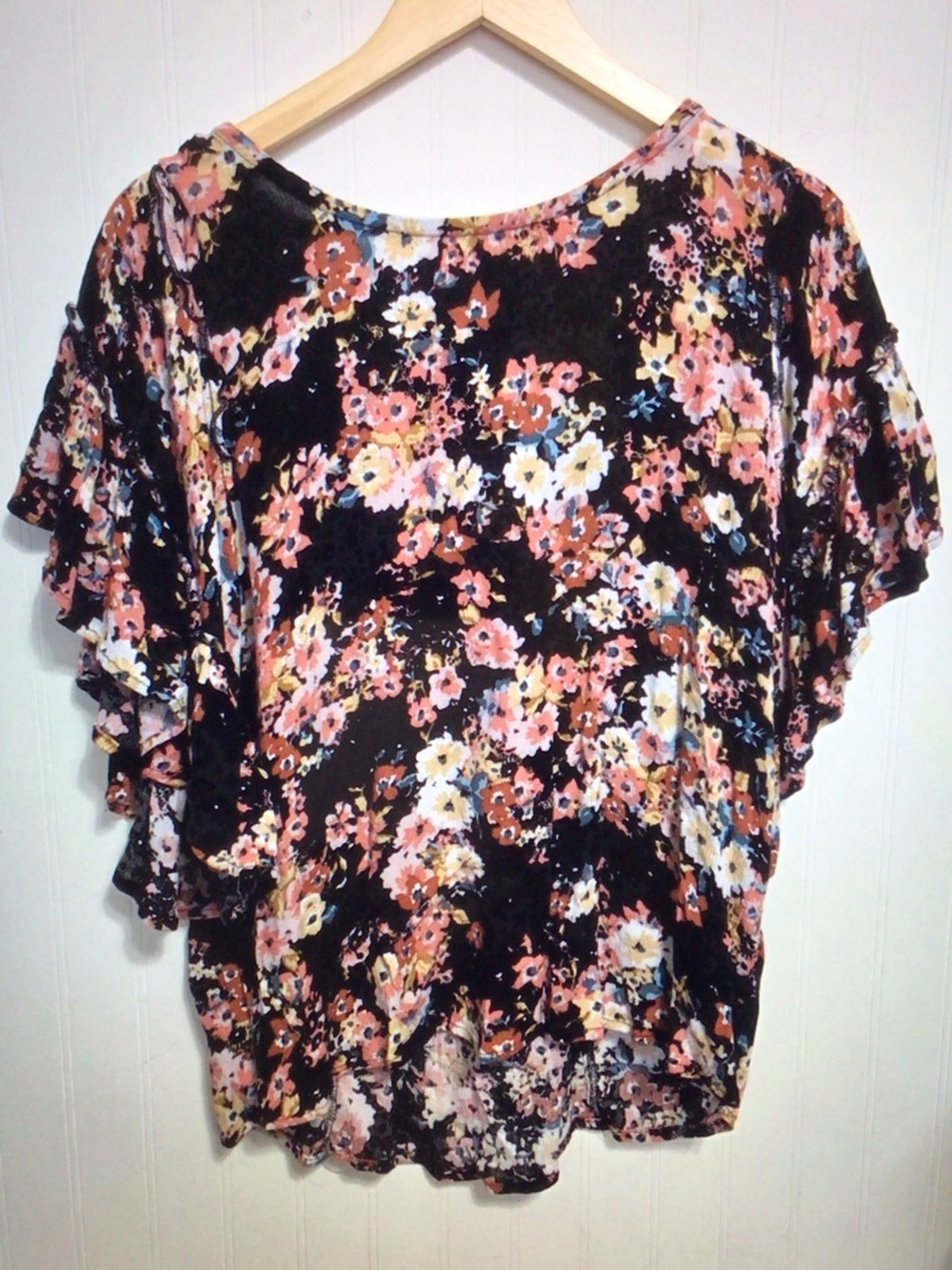 Maurices Black Floral Ruffle-Sleeve Blouse with Pink and Cream Flowers
